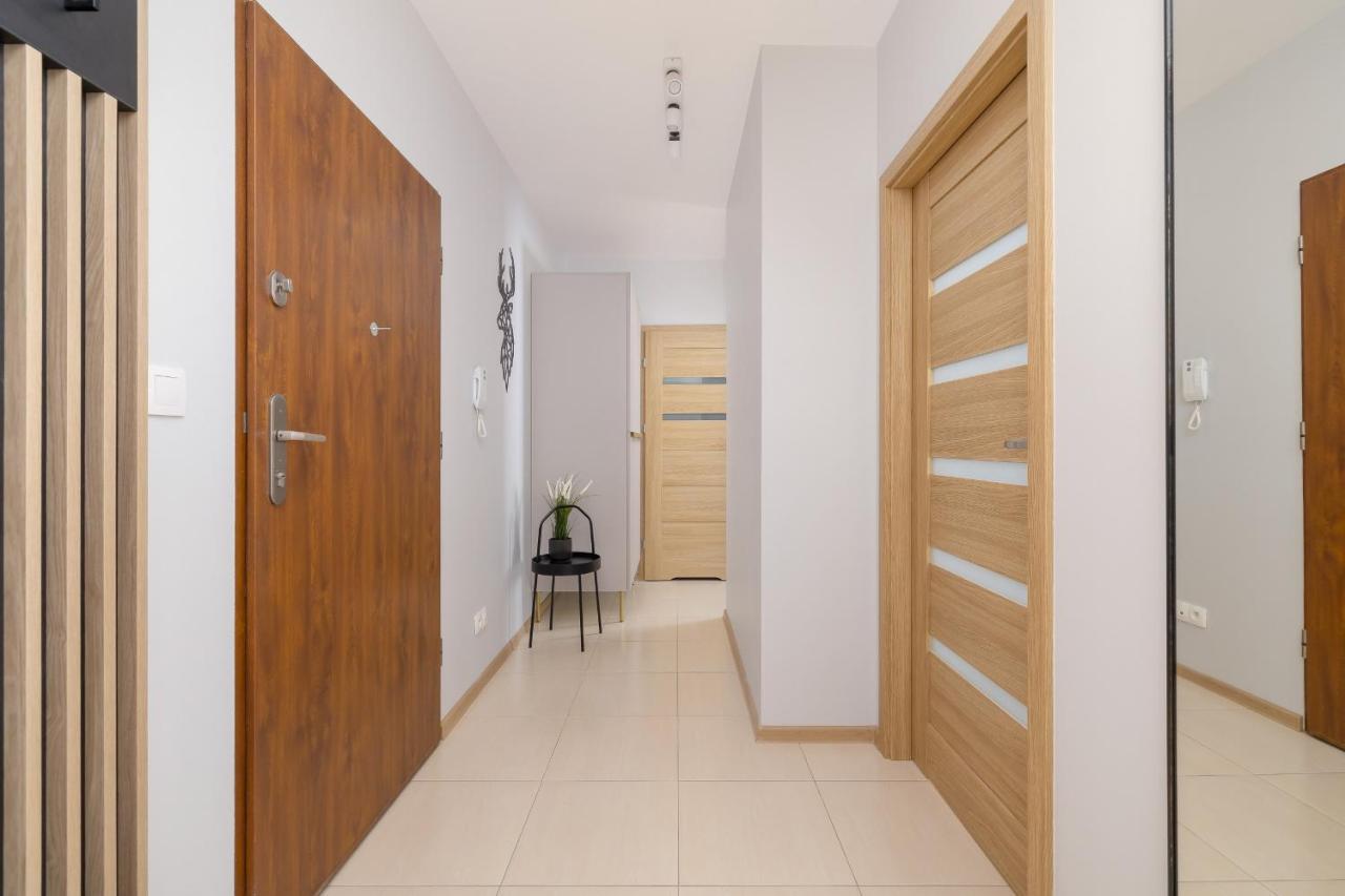 Osiedle Avia Harmonious Apartment With Balcony & Parking Cracow By Renters Prestige Krakau Exterior foto