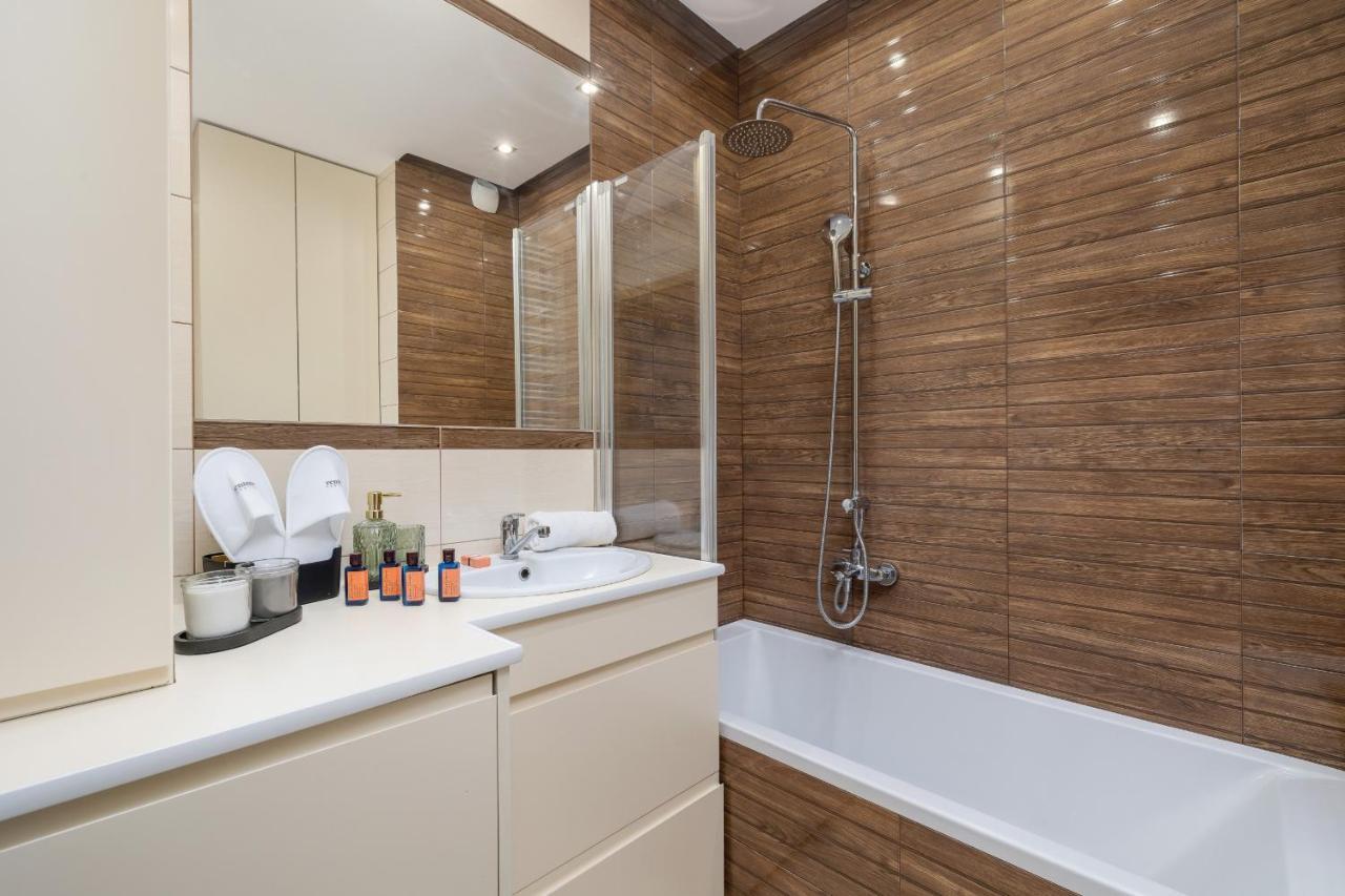 Osiedle Avia Harmonious Apartment With Balcony & Parking Cracow By Renters Prestige Krakau Exterior foto